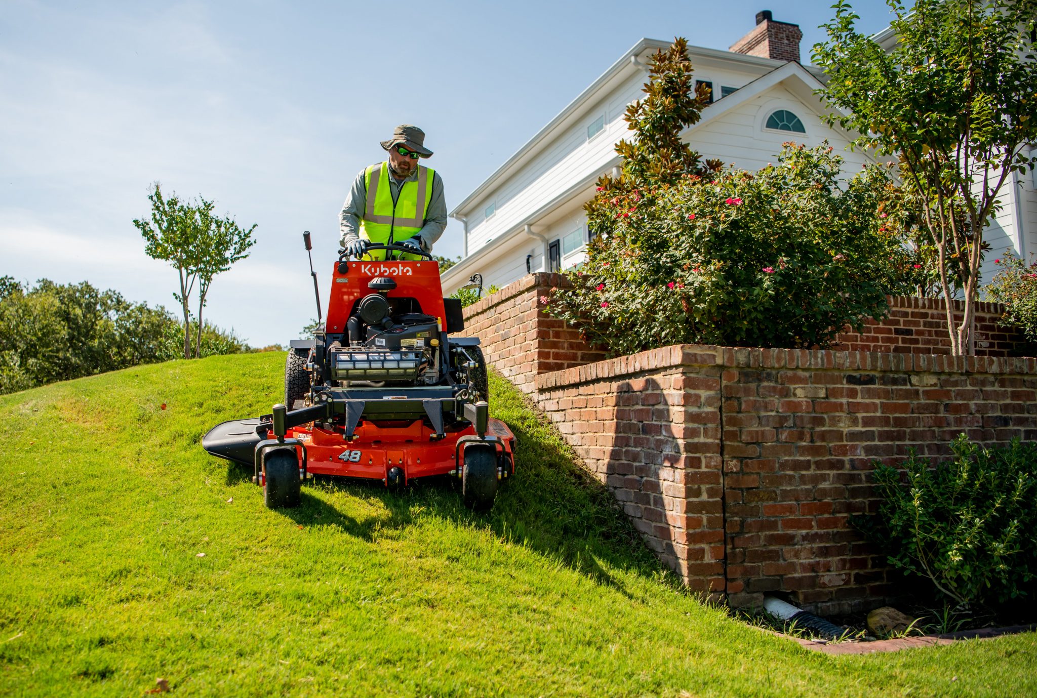 How To Start And Use Your Kubota Zero Turn - Crown Power & Equipment