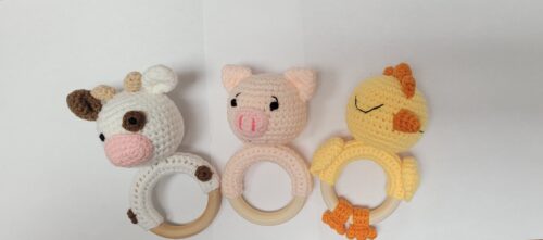 L T SHOP Knitted Hand Crochet Rattle (Chick, White Cow, Pig)