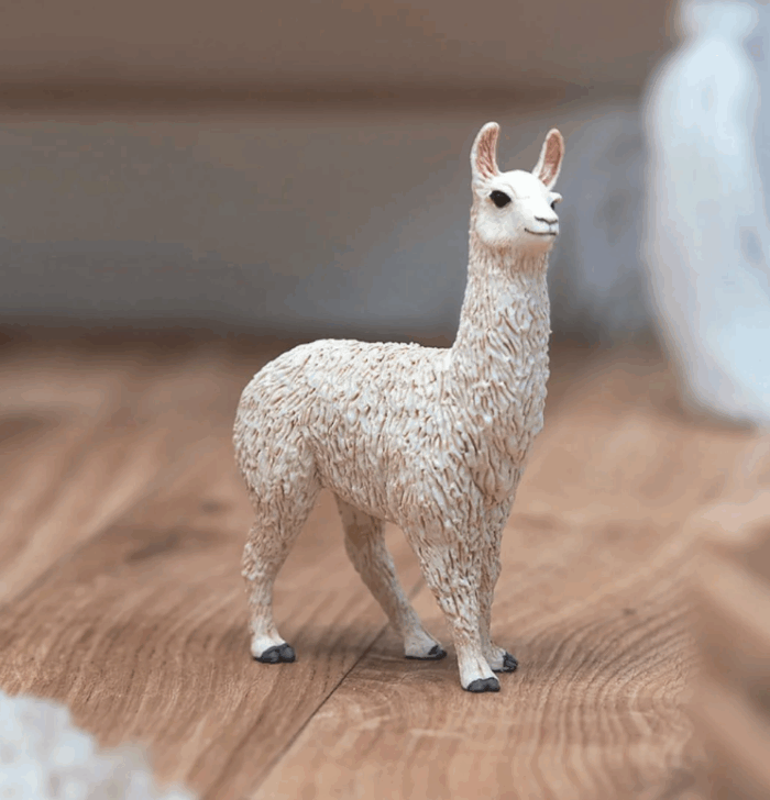 Schleich Toy Farm Animal Plastic Llama 1/20 Scale