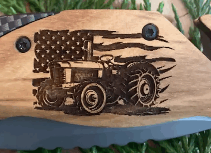 Laser engraved folding tactical knife - Image 4