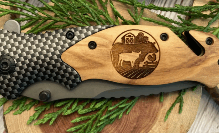 Laser engraved folding tactical knife - Image 20