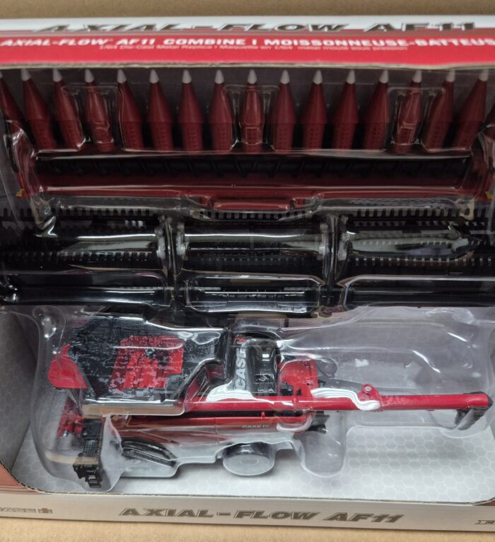 1/64 Case IH Axial-Flow AF11 Combine with Draper Head & Corn Head by ERTL - Image 4