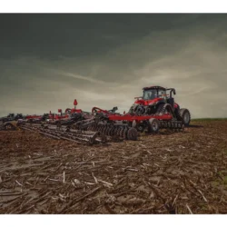 Magnum_405_RT_VT-Flex_435_34_ft_Soil_Command_0058_PET_08-24